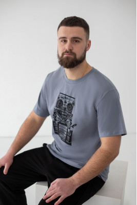 Футболка чоловіча